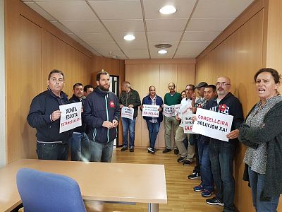 2017-06-28 ocupacion Direccion Xeral de Mobilidade Compostela 001.jpg